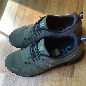 On running leisure shoes
